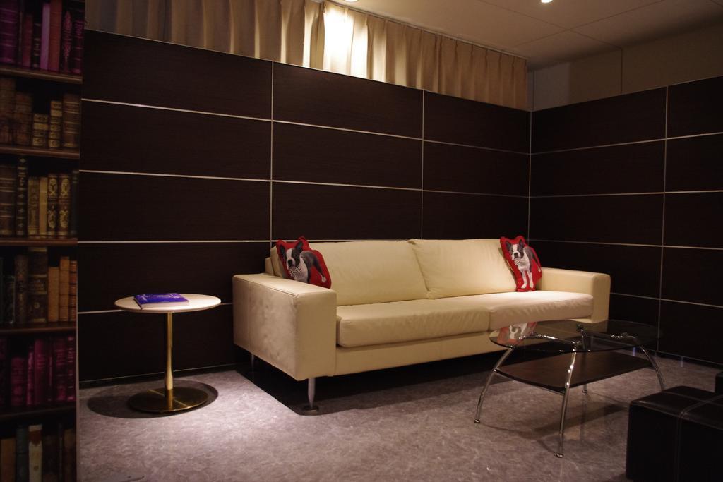 Hotel Casablanca (Adults Only) أوساكا المظهر الخارجي الصورة